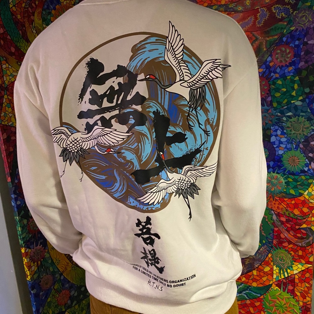 Medium White Sweatshirt